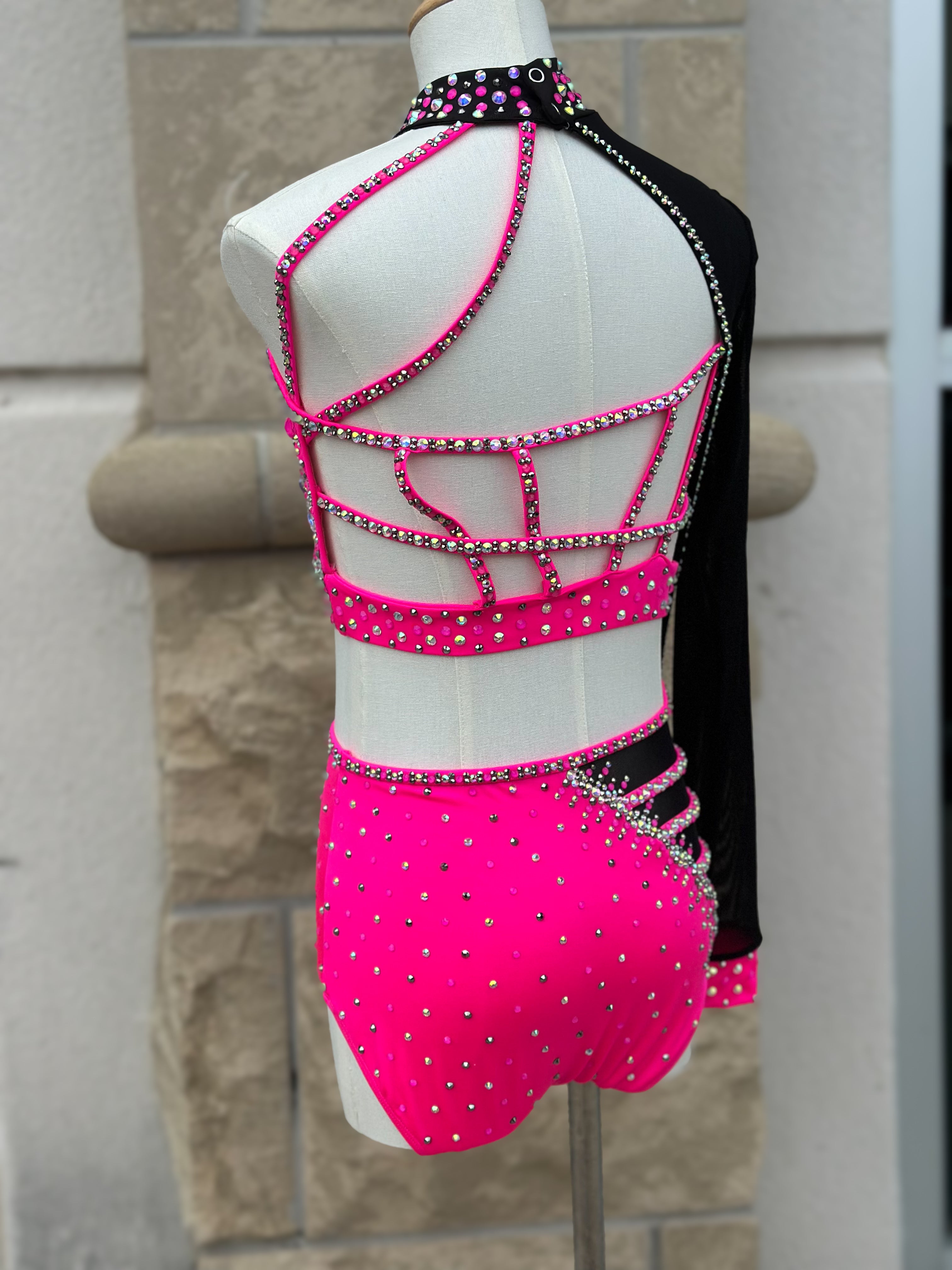 Pink Venom-Adult XS