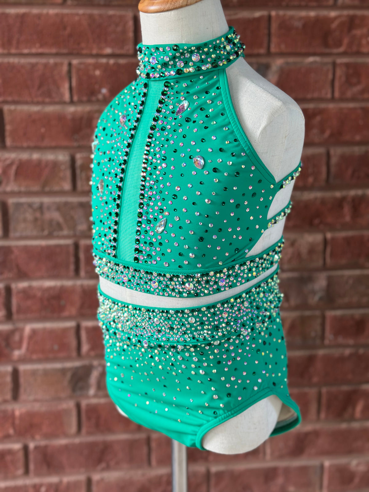 Emerald Diva-Child 10/12